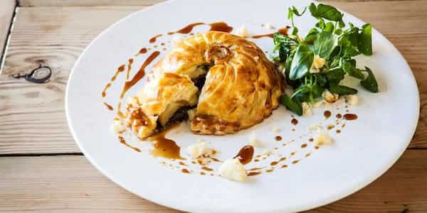 Cheese, Pear And Kale Pithivier