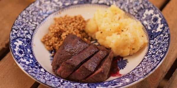 Pan Roasted Loin Of Venison With Redcurrant Sauce