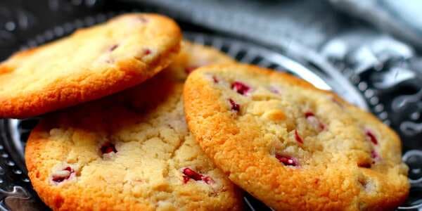 Pomegranate, Rose And White Chocolate Cookies