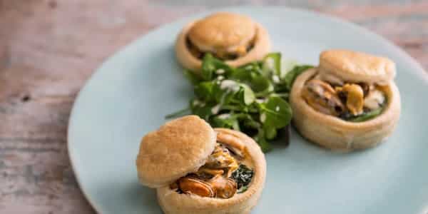 Mussel, Spinach And Roquefort Vol Au Vent