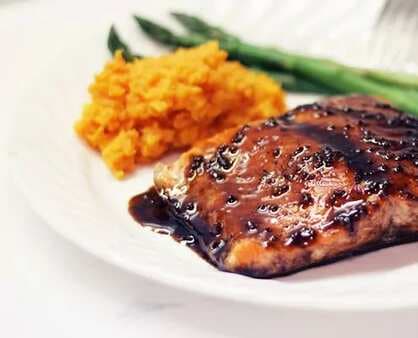 Baked Salmon With Pomegranate-Balsamic Sauce