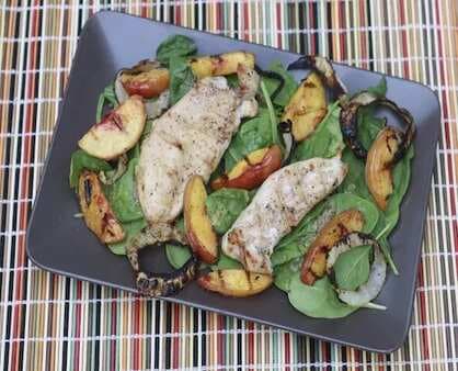Cooking Magazines:Grilled Chicken And Peaches Salad