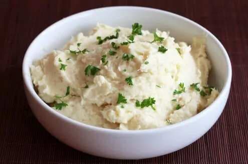 Creamy Mashed Parsnips & Potatoes With Horseradish
