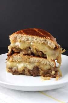 Feed Your Creativity Slow Cooked Lamb Burgers With Havarti Cheese