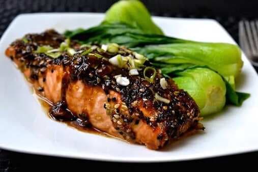 Sesame-Crusted Salmon With Caramelized Sauce