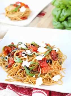 Simple Roasted Tomato Pasta With Basil And Goat Cheese