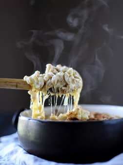 Gruyere Mac And Cheese With Caramelized Onions