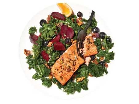Kale Salad And Salmon With Blueberry Vinaigrette