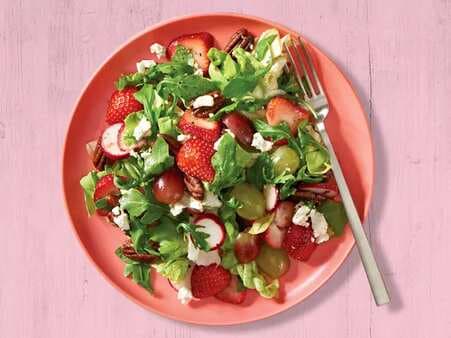 Spring Salad With Strawberry Vinaigrette