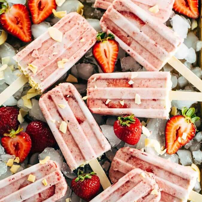 Vegan Strawberry Popsicles