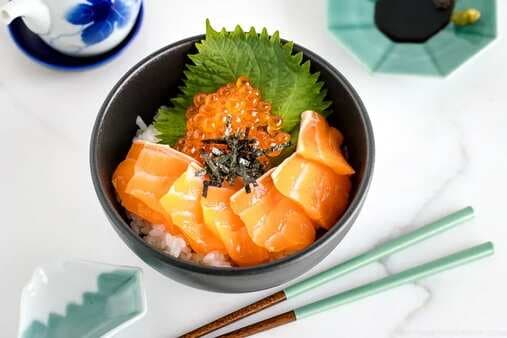 Salmon Sashimi Bowl With Ikura