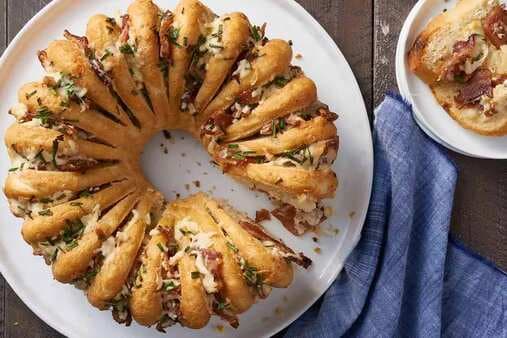 Bacon Cheddar Chive Party Bread
