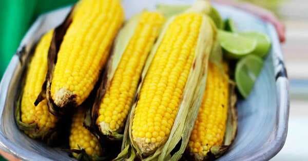 Barbecued Sweetcorn With Lime And White Pepper