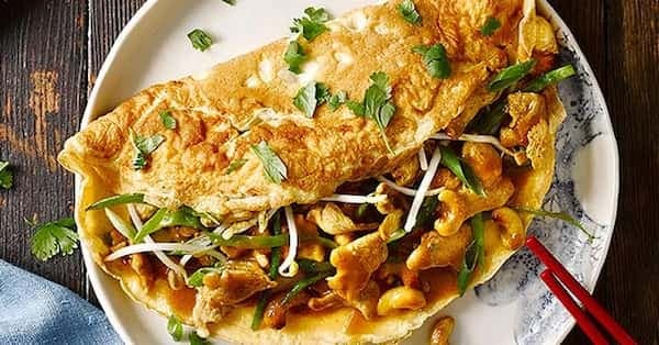 Chinese Chicken And Cashew Omelette