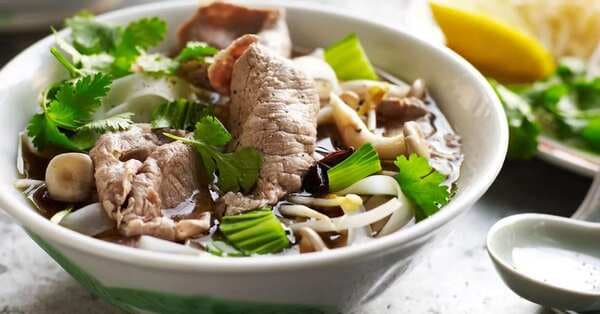 Easy Vietnamese Beef Noodle Soup (Pho)