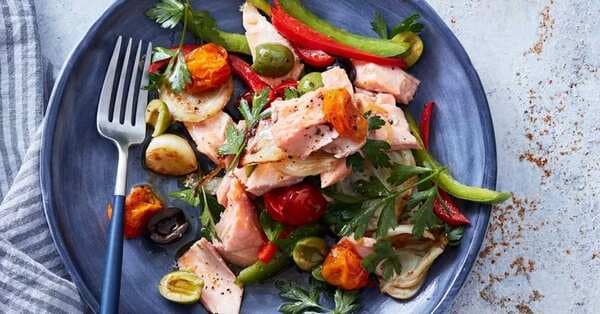 Flaked Salmon With Mediterranean Medley