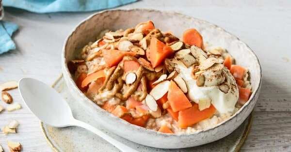 Papaya And Almond Porridge