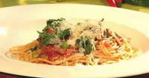 Spaghetti With Chilli, Mushrooms And Peas