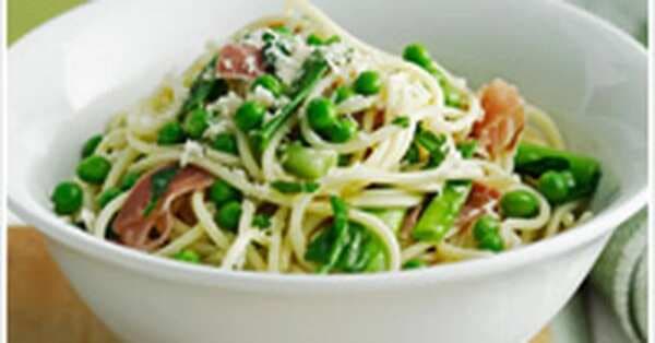 Spaghetti With Peas And Spring Onions