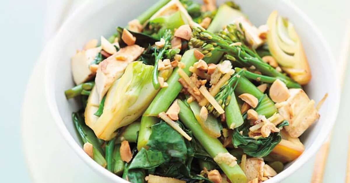 Stir-Fried Asian Greens With Tofu
