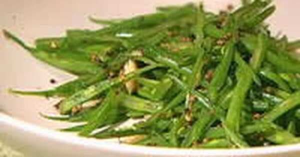 Stir-Fry, Green Beans With Chilli And Mustard Seeds
