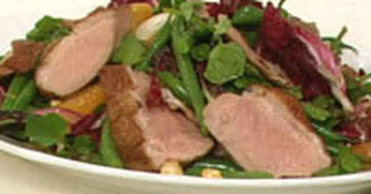 Warm Duck Salad With Mandarines, Green Beans And Hazelnuts