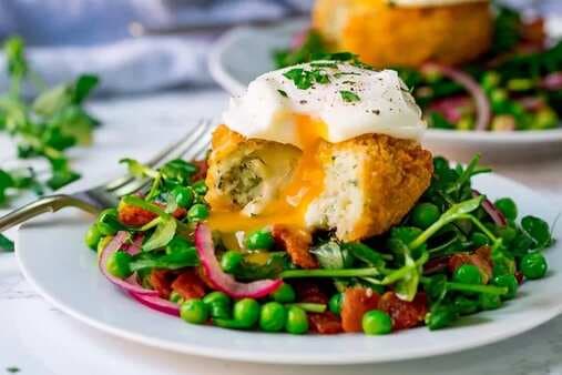 Cod Fishcakes With Bacon And Pea Salad