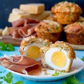 Grana Padano And Egg Stuffed Muffins With Prosciutto 