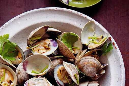 Grilled Littleneck Clams with Soy Sauce