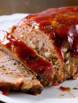 Meatloaf With Sriracha BBQ Sauce