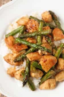 Chicken and Asparagus Stir Fry
