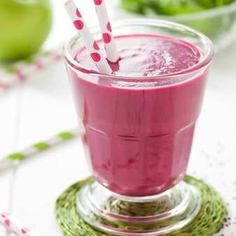 Beetroot Apple & Ginger Smoothie