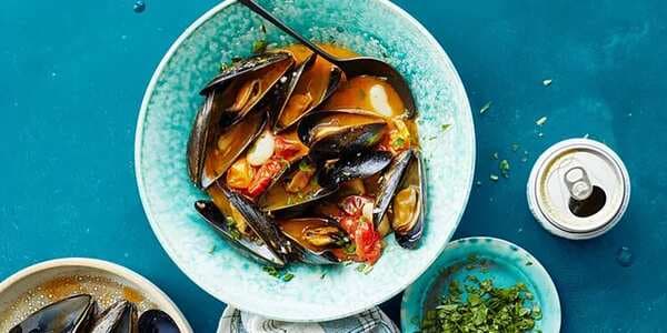 Drunken Mussels With Chorizo And White Beans