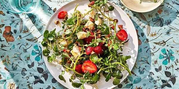 Watercress Strawberry and Toasted Sesame Salad