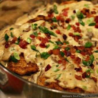 Skillet Fried Chicken with Bacon Gravy