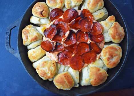 Pepperoni Pizza Dip with Pizza Crust Dippers