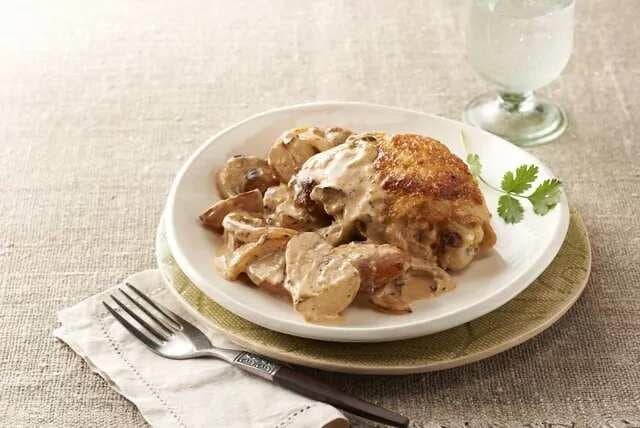 Chicken In Chipotle Sauce With Potatoes