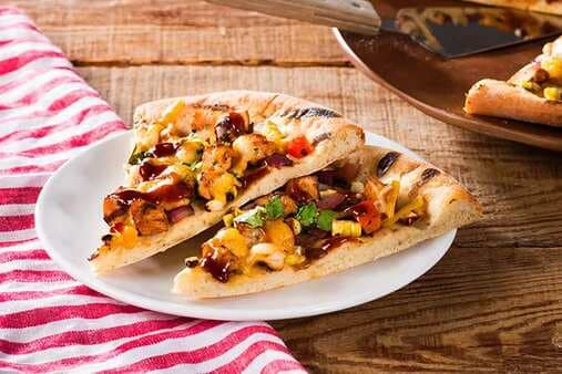 Grilled BBQ Chicken And Vegetable Pizza