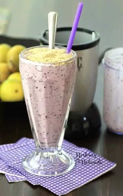 Blueberry Smoothie With Crumble Topping