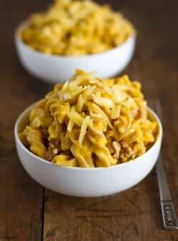 White Cheddar Mac N’ Cheese With Squash And Toasted Walnuts