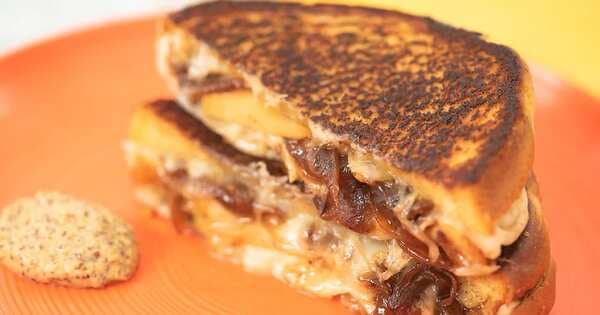Caramelized Onion And Pear Grilled Cheese