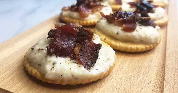 Ritz Crackers With Whipped Honey Ricotta And Bacon
