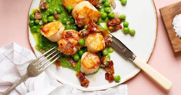 Seared Scallops With Green Peas, Mint And Shallots