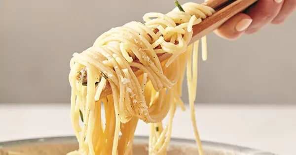 Spaghetti With Rosemary And Lemon