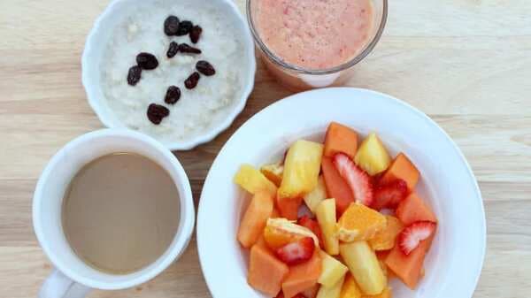 Creamy Oatmeal And Fruit Breakfast