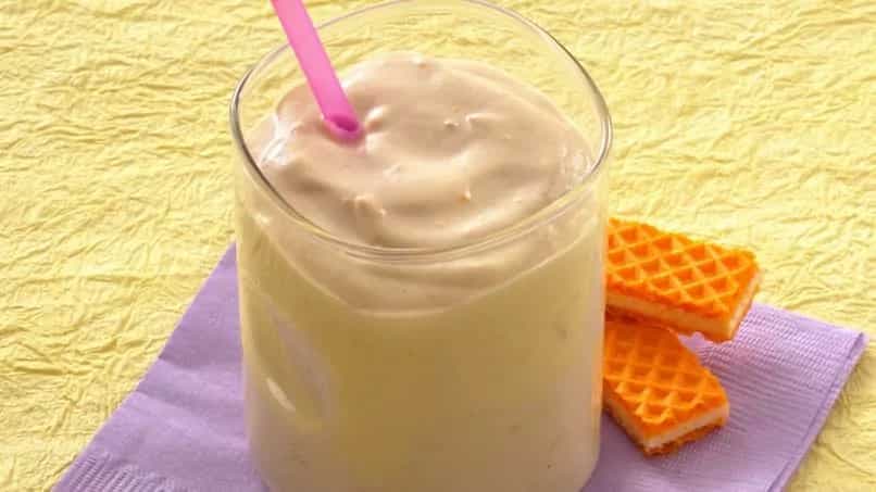 Peanut Butter-Banana Smoothies