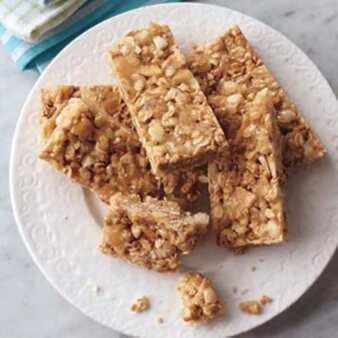 Chewy Tropical Granola Bars
