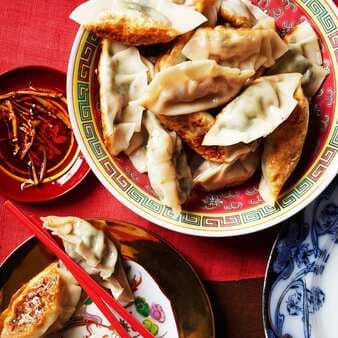 Chinese Dumpling With Chicken & Napa Cabbage Filling