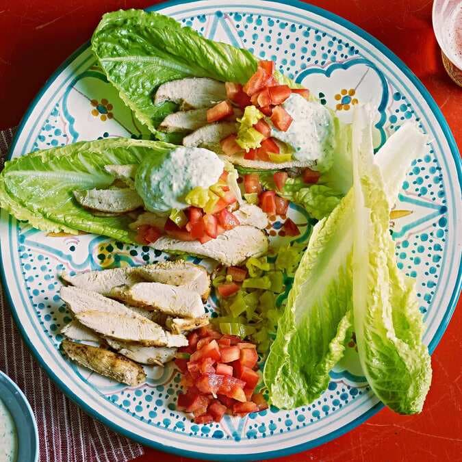 Lettuce Wrap Gyros With Chicken & Green Tzatziki