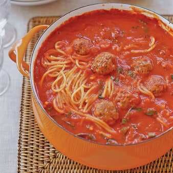 Mini Meatball And Broken Spaghetti Tomato Stoup
